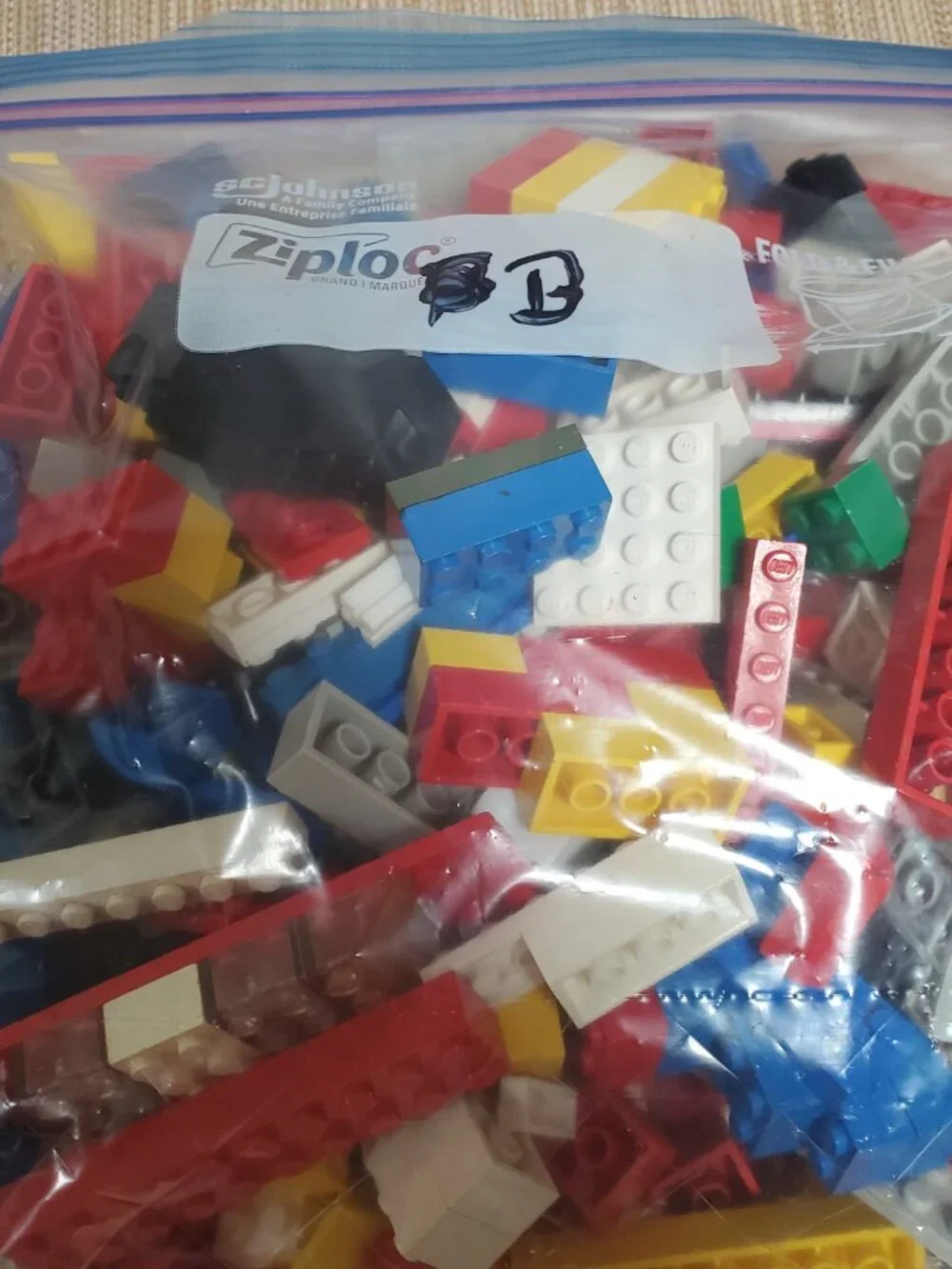 Lot of four pounds of assorted legos. Most from 1999-2009